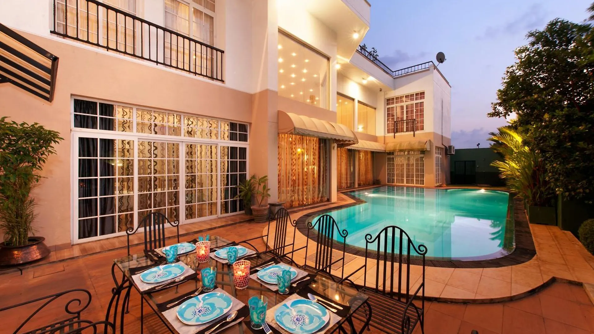 Villa 53 Battaramulla